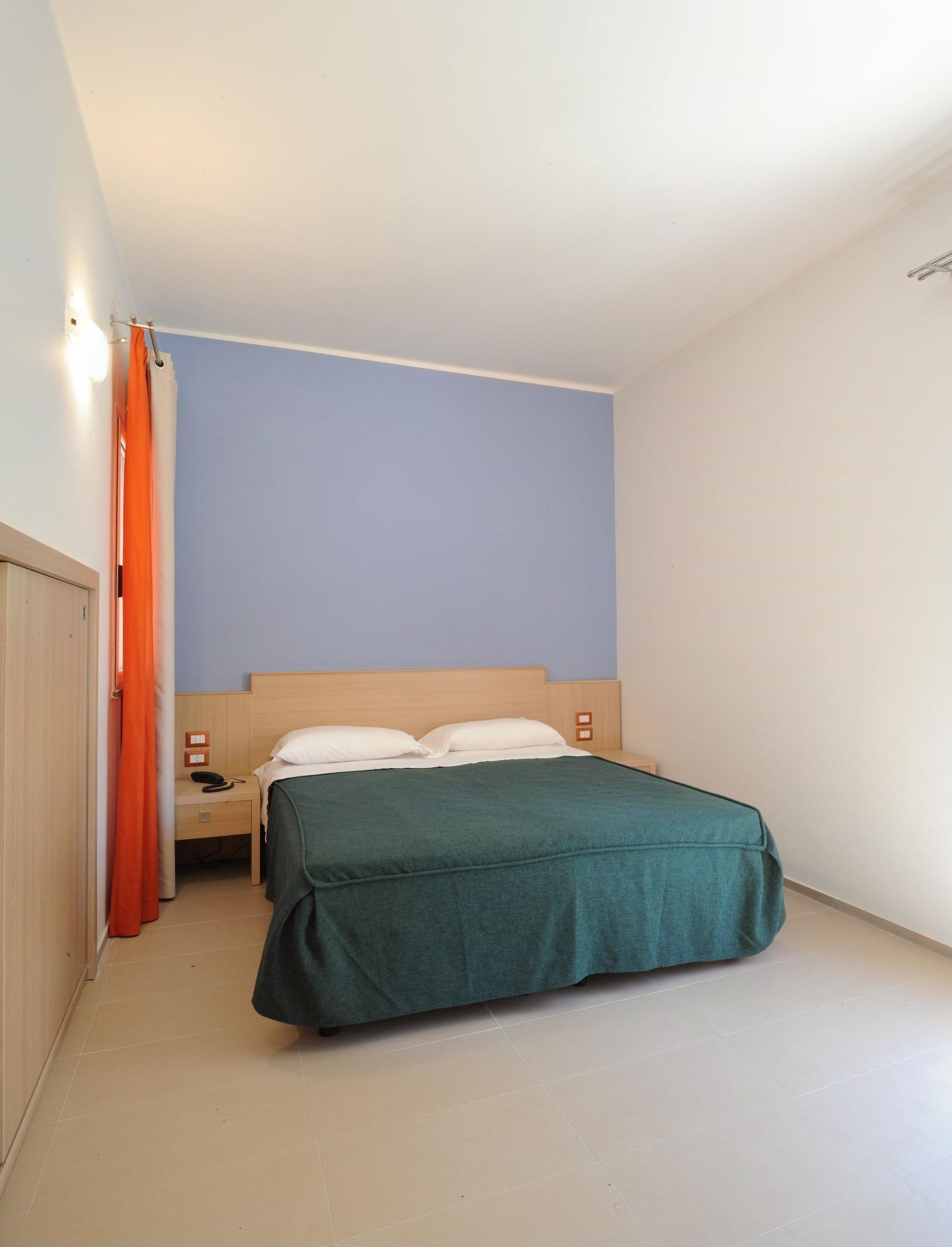 Le Residenze Archimede Aparthotel Сиракуза Екстериор снимка