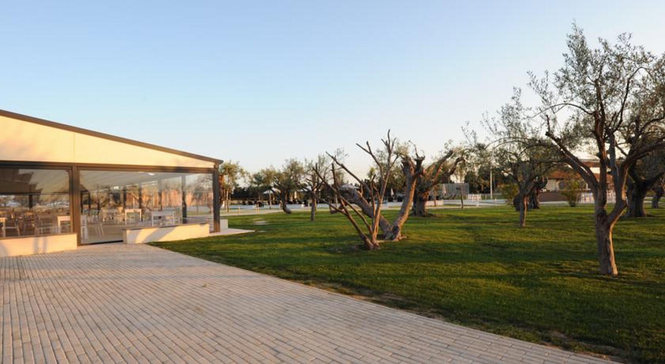 Le Residenze Archimede Aparthotel Сиракуза Екстериор снимка