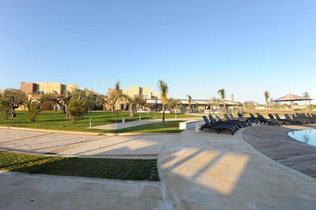 Le Residenze Archimede Aparthotel Сиракуза Екстериор снимка